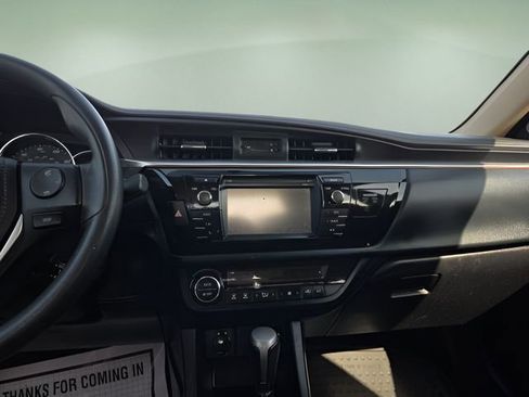 Used 2015 Toyota Corolla LE image 11