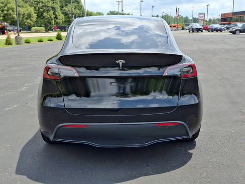 Used 2023 Tesla Model Y Performance AWD/4WD image 22