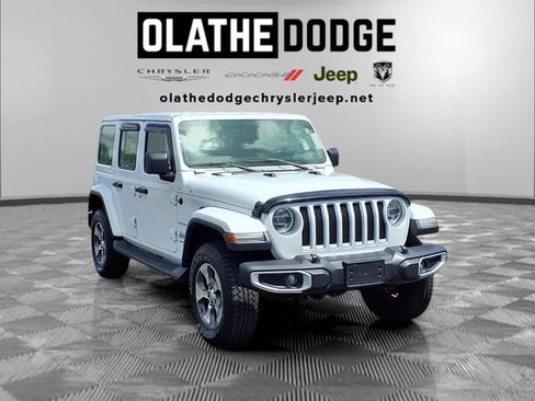 Certified 2019 Jeep Wrangler Unlimited Sahara AWD/4WD image 30
