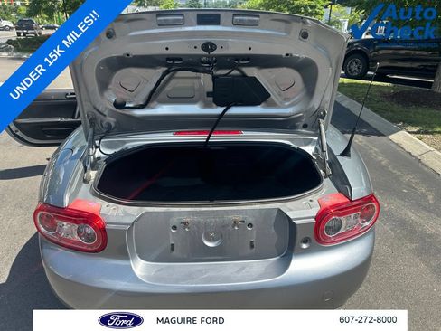Used 2014 MAZDA MX-5 Miata Grand Touring w/ Premium Package RWD image 12