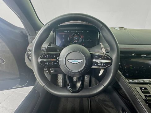 Used 2024 Aston Martin DB12 Coupe RWD image 11