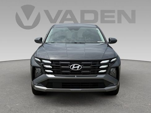 Used 2025 Hyundai Tucson SE FWD image 25