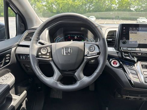 Certified 2024 Honda Odyssey Elite image 13