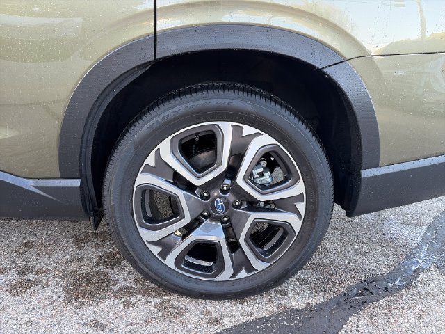 Certified 2025 Subaru Ascent Limited AWD/4WD image 22