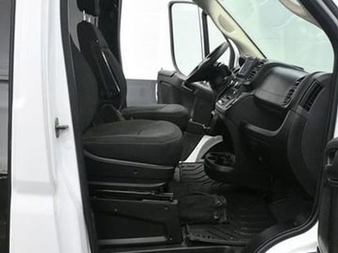 Used 2023 RAM ProMaster 2500 FWD image 11