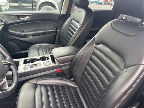 Used 2024 Ford Edge SEL w/ Convenience Package AWD/4WD image 12