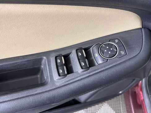 Used 2021 Ford Edge SEL w/ Convenience Package AWD/4WD image 12