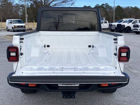 Used 2023 Jeep Gladiator Mojave w/ LED Lighting Group AWD/4WD image 30