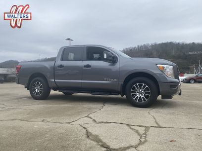 Used 2024 Nissan Titan SV w/ SV Convenience Package