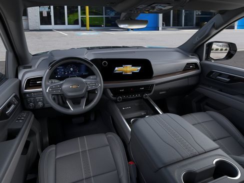 New 2026 Chevrolet Suburban High Country AWD/4WD image 39