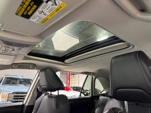 Used 2021 Toyota RAV4 XLE Premium AWD/4WD image 17