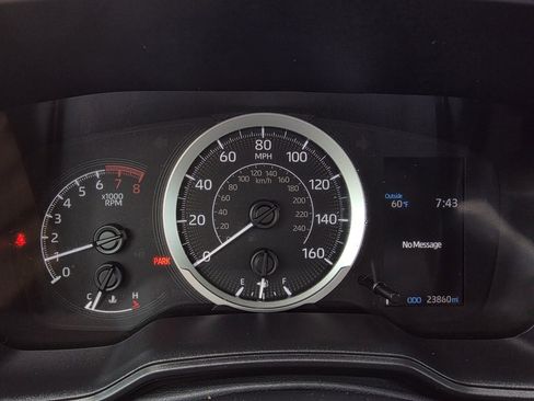 Used 2022 Toyota Corolla LE image 14