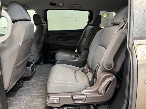 Used 2021 Honda Odyssey EX image 16