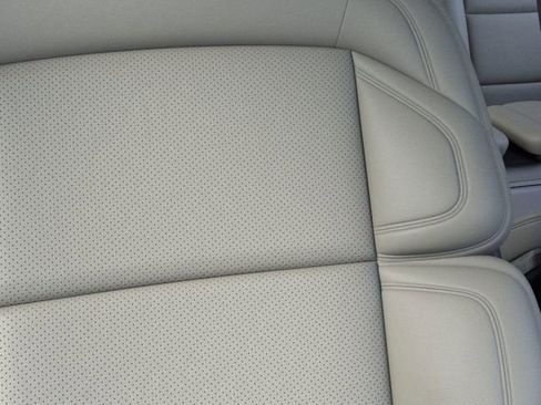 New 2025 Lincoln Navigator Reserve image 32