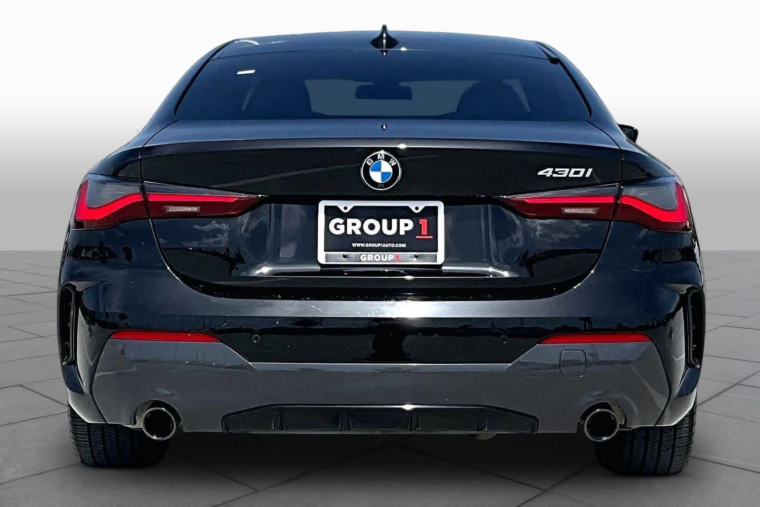 Used 2021 BMW 430i Coupe w/ M Sport Package RWD image 4