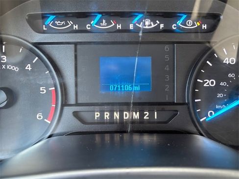 Used 2017 Ford F550 2WD Regular Cab Super Duty image 16