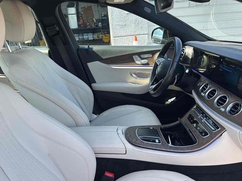 Used 2021 Mercedes-Benz E 350 4MATIC Sedan image 15