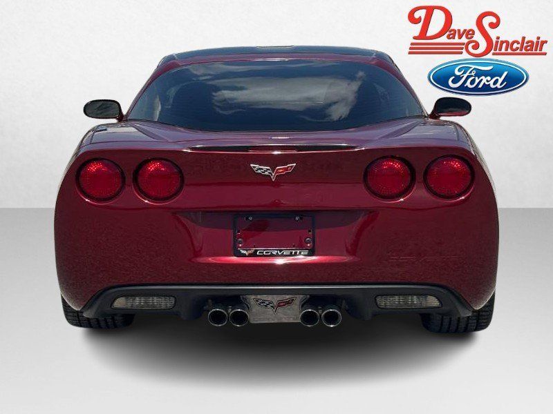 Used 2006 Chevrolet Corvette Coupe w/ Preferred Equipment Group RWD image 8
