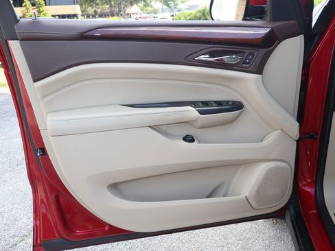 Used 2015 Cadillac SRX Premium FWD image 10