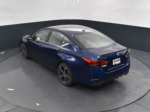 Used 2023 Nissan Altima 2.5 SR image 38