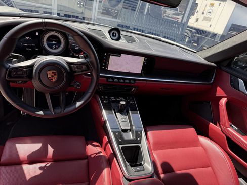 Used 2022 Porsche 911 Turbo S image 6