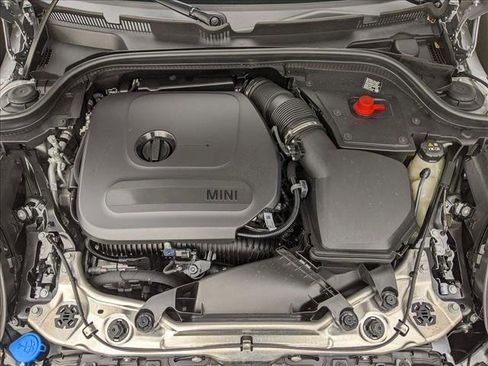 Certified 2025 MINI Cooper 2-Door Hardtop image 21