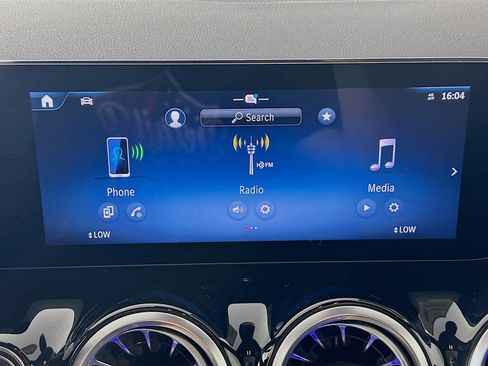 Used 2026 Mercedes-Benz GLA 250 4MATIC image 19