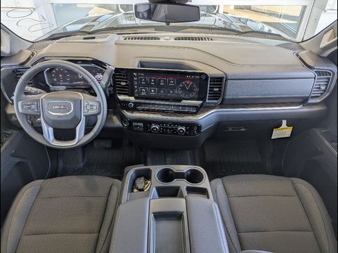 New 2026 GMC Sierra 1500 SLE w/ X31 Off-Road Package AWD/4WD image 18