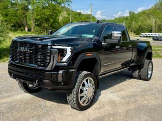 Used 2024 GMC Sierra 3500 Denali Ultimate AWD/4WD video 2
