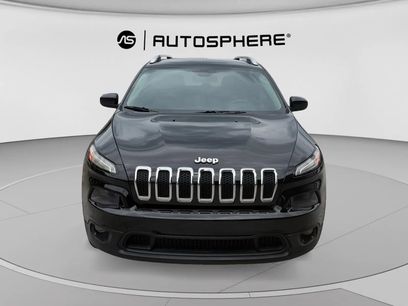 Used 2015 Jeep Cherokee Latitude w/ Comfort/Convenience Group