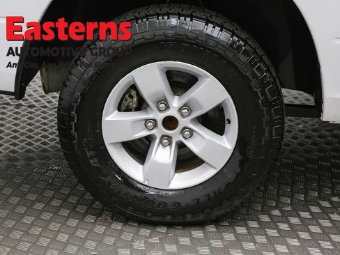 Used 2024 RAM 1500 Classic SLT image 29