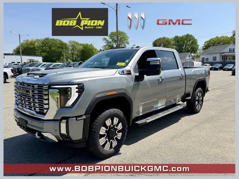 New 2026 GMC Sierra 2500 Denali w/ Denali Reserve Package AWD/4WD image 1