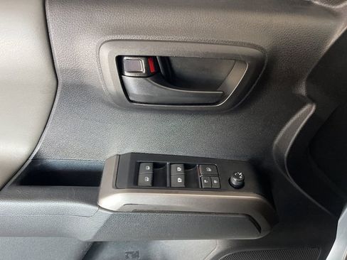 Used 2023 Toyota Tacoma SR5 RWD image 53
