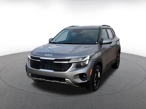 Used 2025 Kia Seltos S image 7