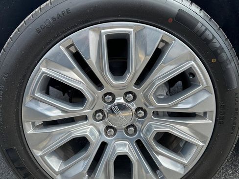 Used 2020 GMC Sierra 1500 Denali w/ Denali Ultimate Package image 9