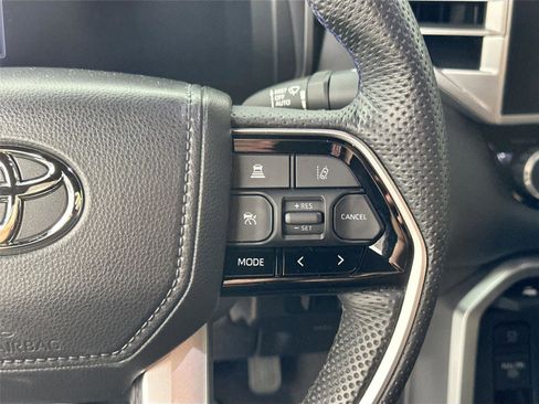 Used 2024 Toyota Tundra Platinum image 18