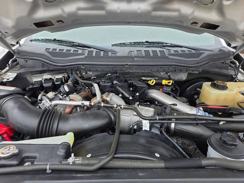 Used 2019 Ford F250 XL w/ XL Value Package image 16