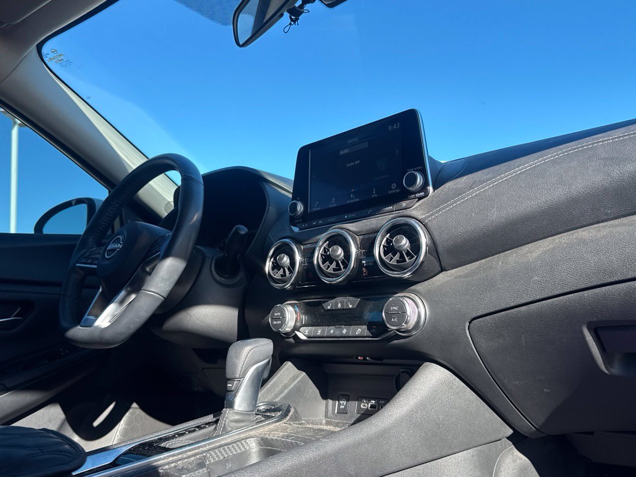Certified 2025 Nissan Sentra SV w/ All-Weather Package FWD image 33