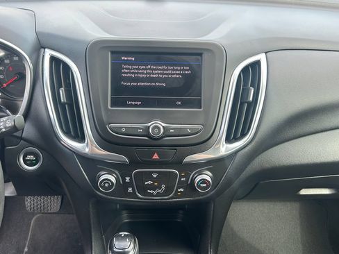 Used 2020 Chevrolet Equinox LT FWD image 13