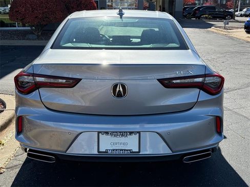 Certified 2025 Acura TLX w/ Technology Package image 4