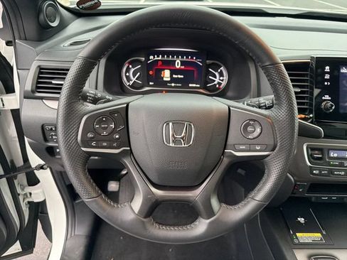 Used 2024 Honda Passport EX-L image 14