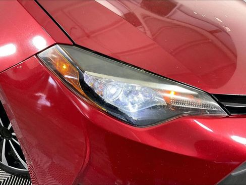 Used 2017 Toyota Corolla LE image 38