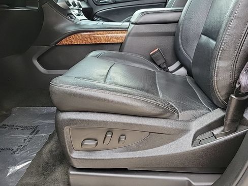Used 2016 Chevrolet Suburban LTZ AWD/4WD image 11
