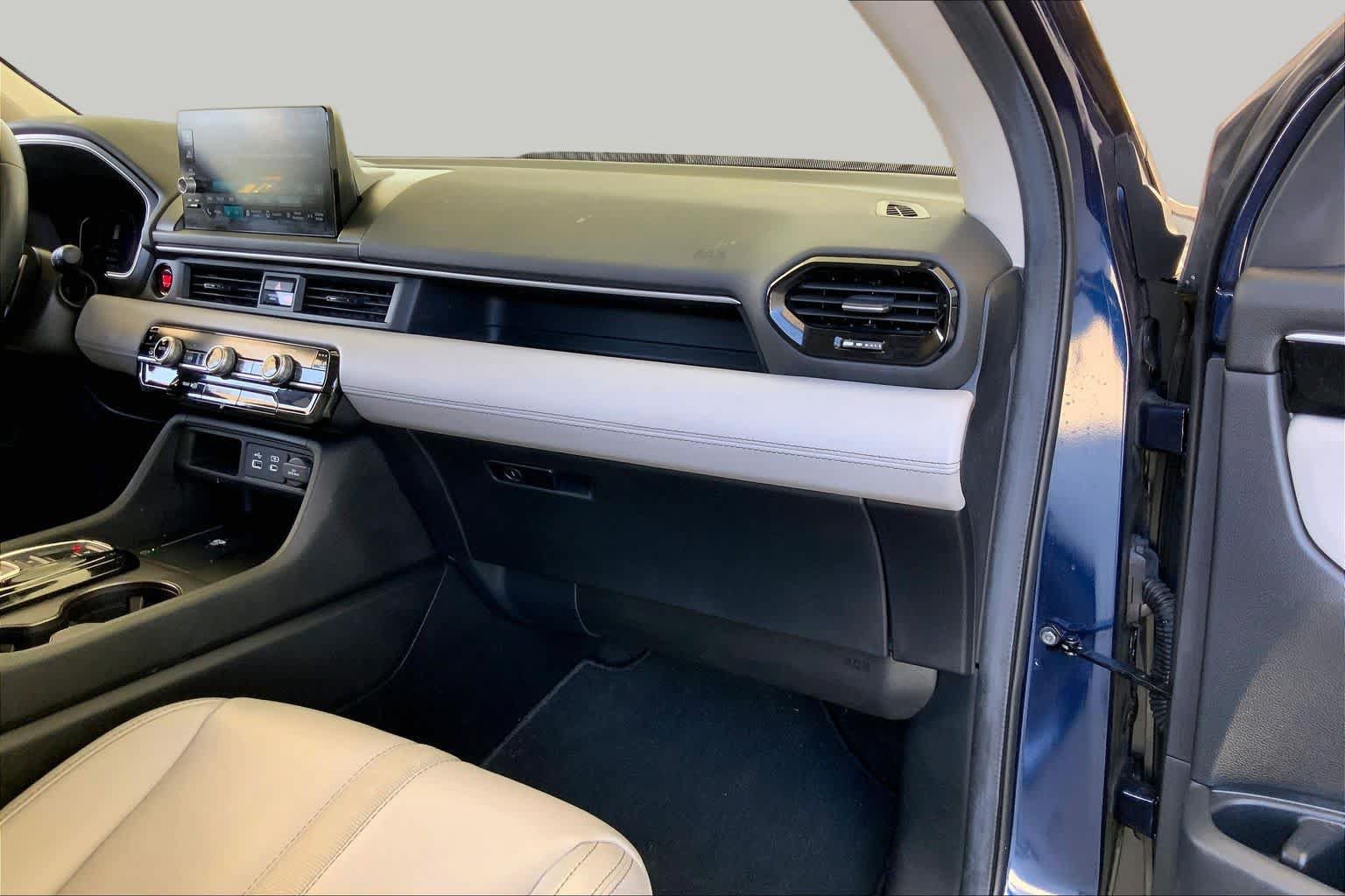 Used 2025 Honda Pilot EX-L image 19