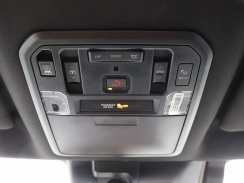 Used 2025 Toyota Tundra Platinum image 20