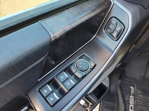 Used 2022 Ford F150 Lariat image 14