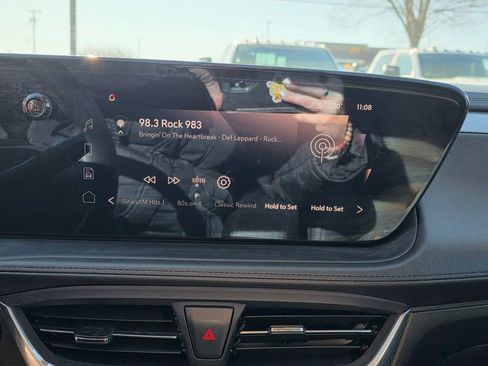 Used 2024 Buick Encore GX Sport Touring image 22