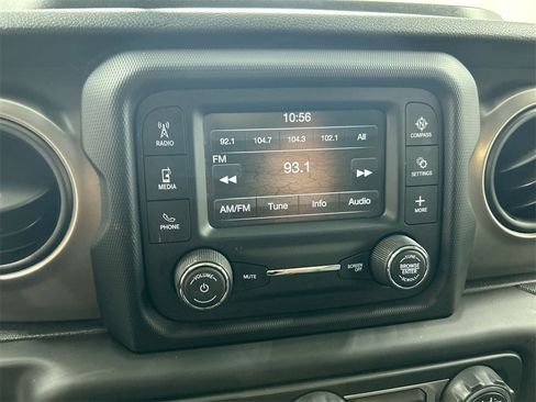 Used 2020 Jeep Gladiator Sport w/ Quick Order Package 23S image 14