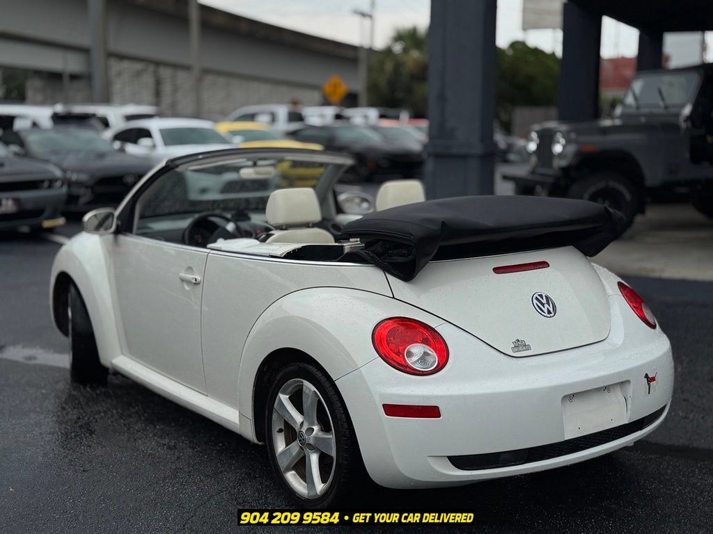 Used 2007 Volkswagen Beetle Triple White Edition FWD image 3
