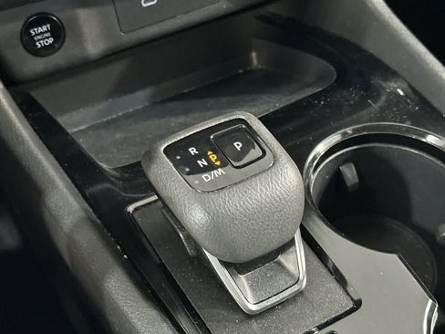 Used 2025 Nissan Rogue SV FWD image 23